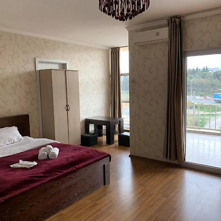 טביליסי Hotel Like מראה חיצוני תמונה